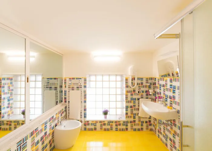 בית הארחה Dimore De Luca 3*