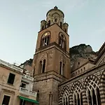 Dimore De Luca בית הארחה